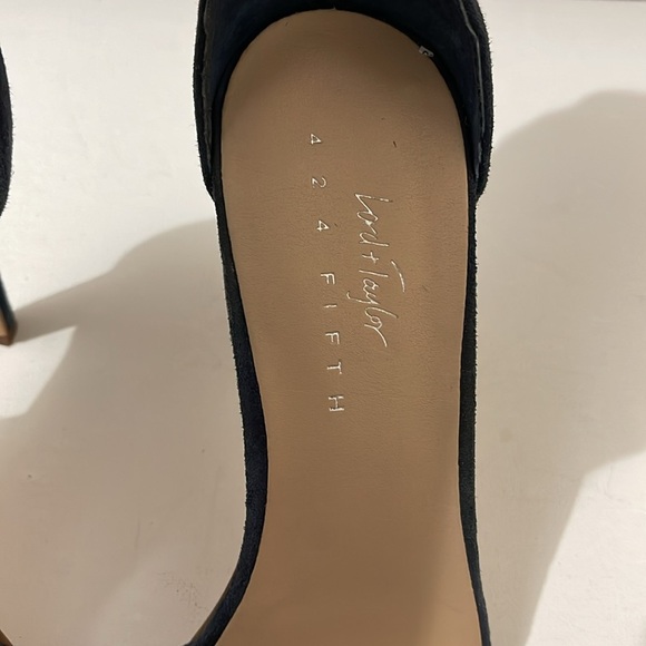 Lord & Taylor 424 Fifth Navy Suede Faye Open Toe Heels 7 1/2 - Picture 4 of 7